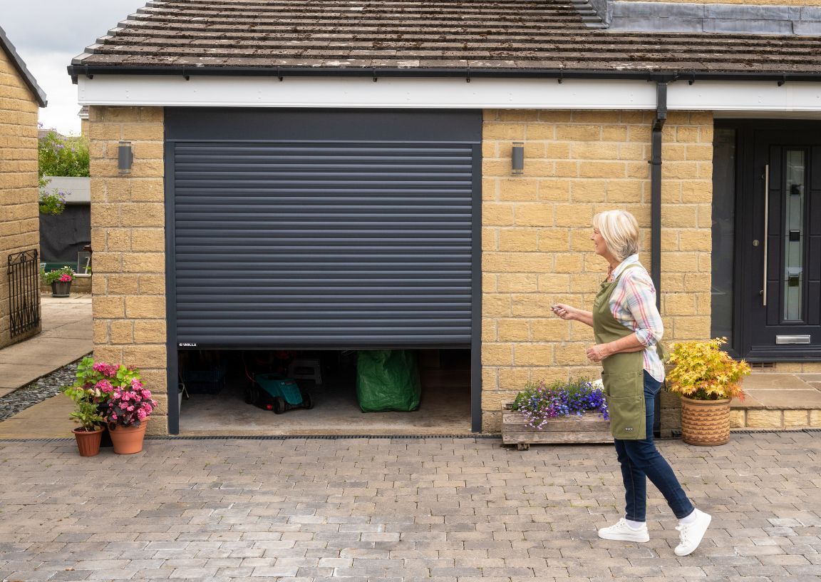 Garolla Transform Pro garage door with pensioner